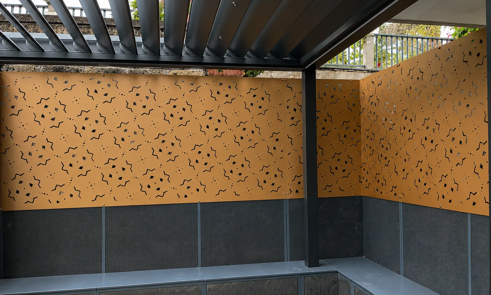 Pannelli decorativi traforati per esterni